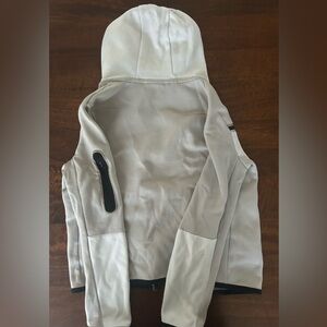 Grey Children’s Large anime Tech